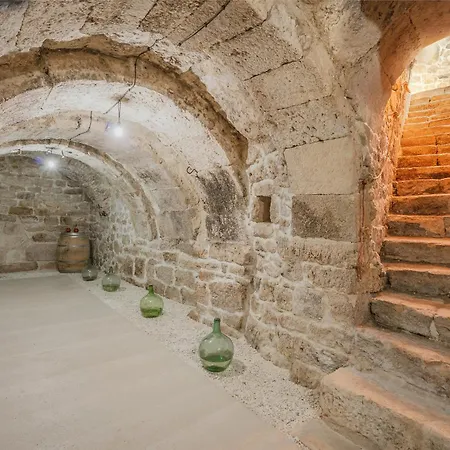 Lagar Del Altillo-Revilla Vallejer Landhuis